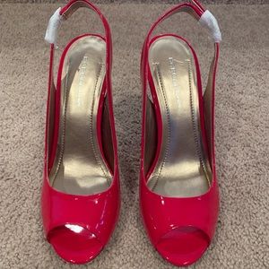 BCBG beautiful new red patent pump - 4 inch heel